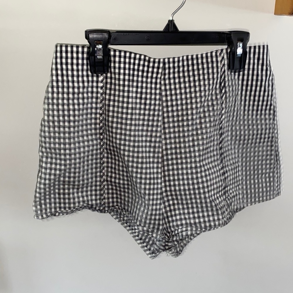 Stripped shorts